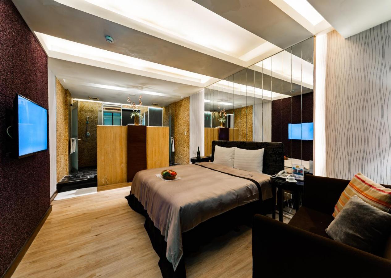 Liti Motel Taichung Eksteriør billede