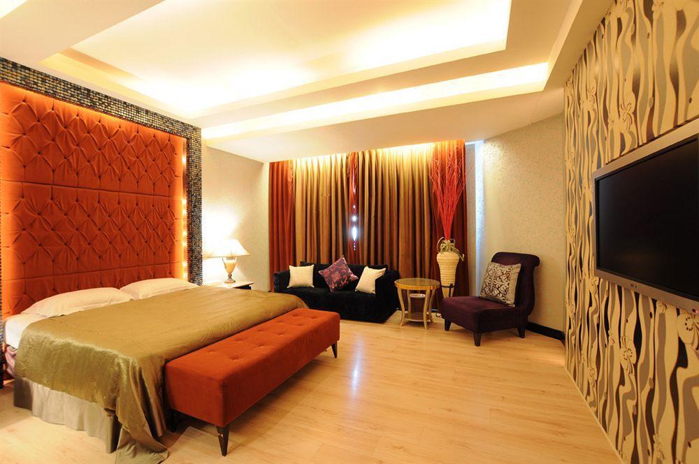Liti Motel Taichung Eksteriør billede