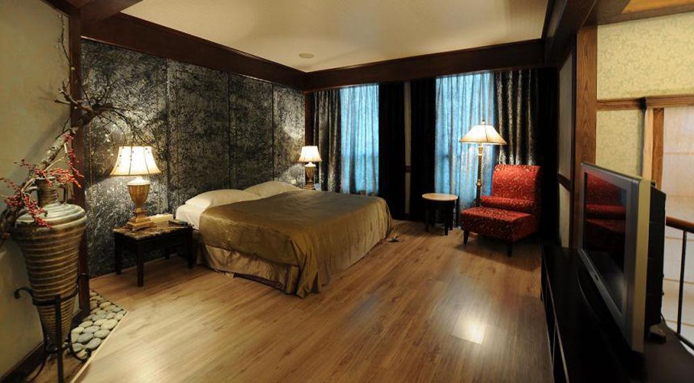 Liti Motel Taichung Eksteriør billede