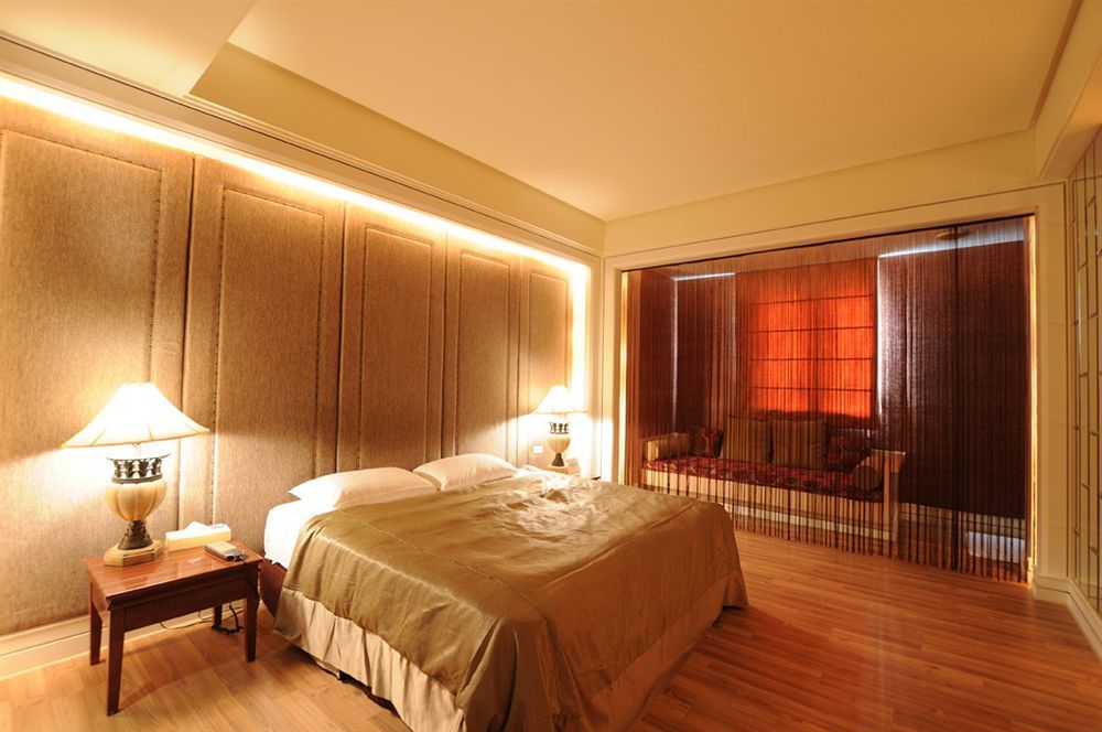 Liti Motel Taichung Eksteriør billede