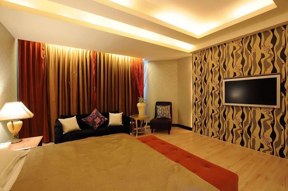 Liti Motel Taichung Eksteriør billede