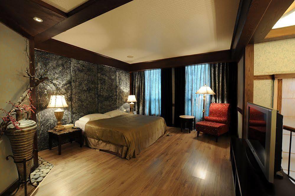 Liti Motel Taichung Eksteriør billede